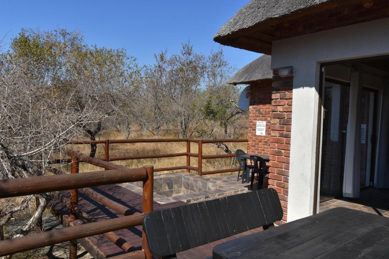 Little Civet Villa Marloth Park Exterior photo